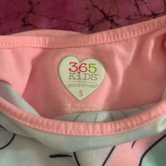 Girls top - size 5 - Picture 3 of 3